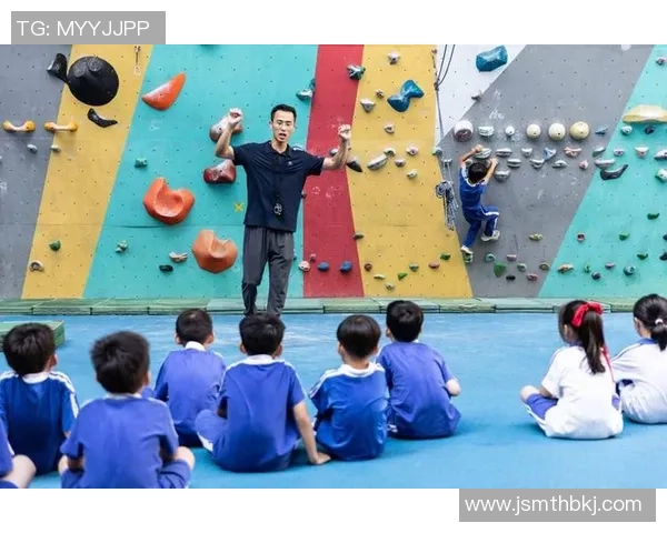 深圳攀岩队的边路渗透与攀岩深度的秘密探究与分析 深圳攀岩队的边路渗透与攀岩深度的秘密探究与分析