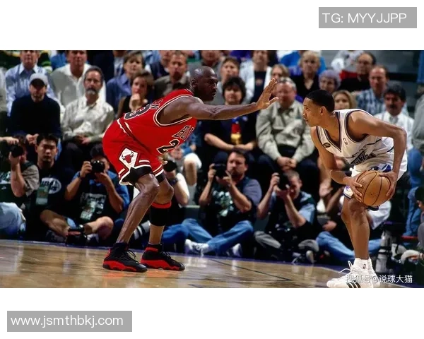 03年科比与乔丹巅峰对决回顾谁才是篮球之神的真正继承者 03年科比与乔丹巅峰对决回顾谁才是篮球之神的真正继承者