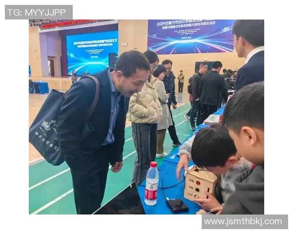 于德豪的创新之路：从平凡到卓越的成长故事与启示