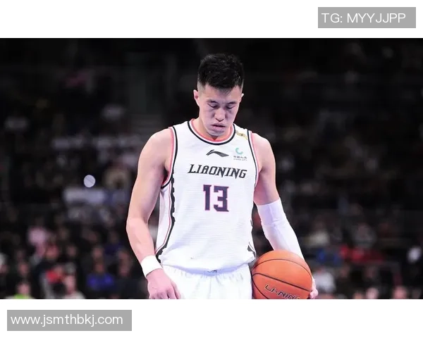 俄罗斯拳王与泰拳王的巅峰对决谁将赢得荣耀之战 俄罗斯拳王与泰拳王的巅峰对决谁将赢得荣耀之战