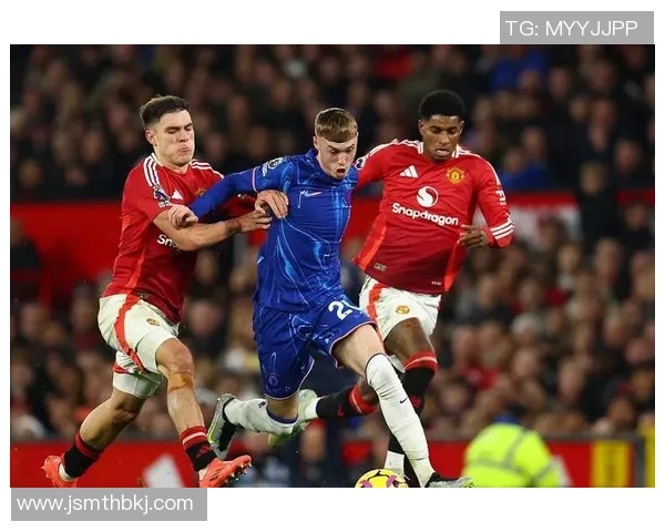 曼联与伯顿精彩对决集锦回顾赛场瞬间尽收眼底